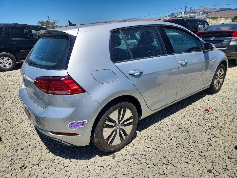 2019 VOLKSWAGEN E-GOLF SE 3