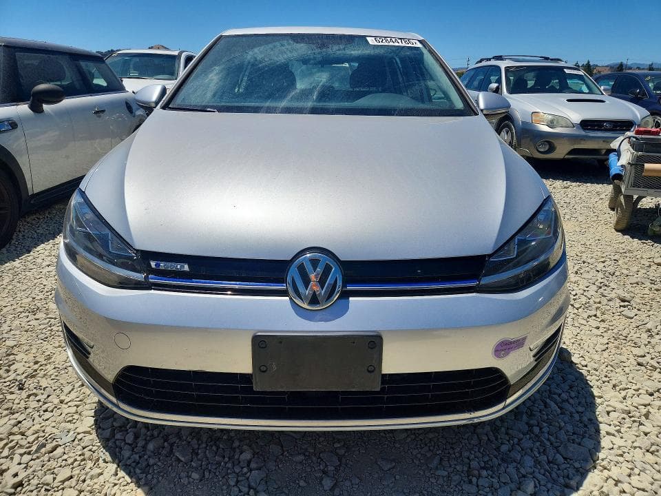 2019 VOLKSWAGEN E-GOLF SE 5