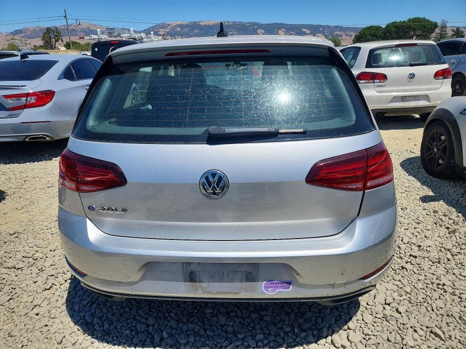 2019 VOLKSWAGEN E-GOLF SE 6