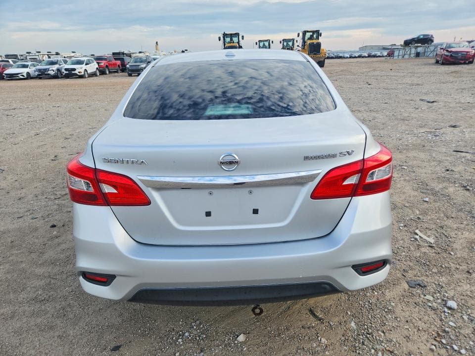 2018 NISSAN SENTRA SV 6