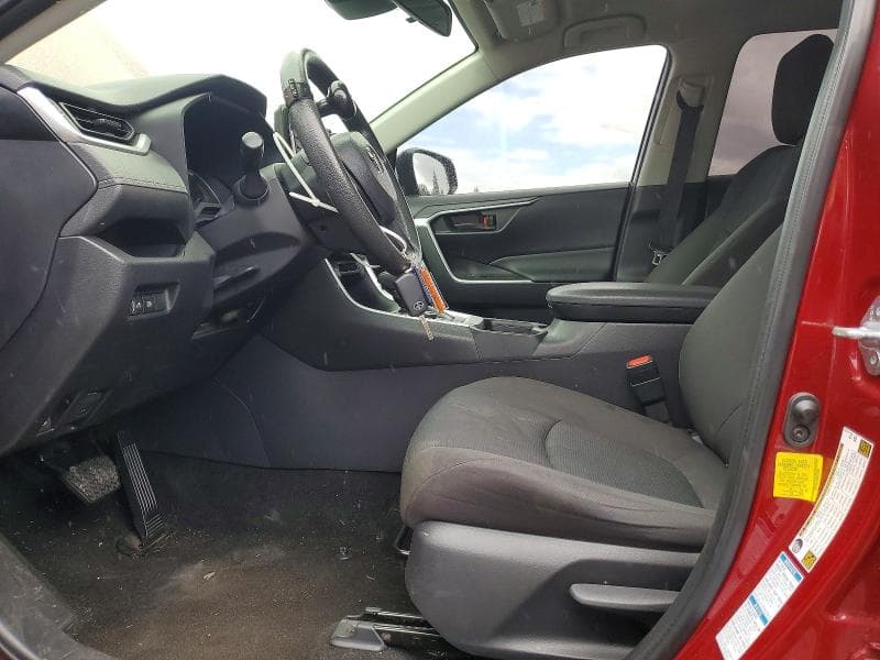 2021 TOYOTA RAV4 LE 7