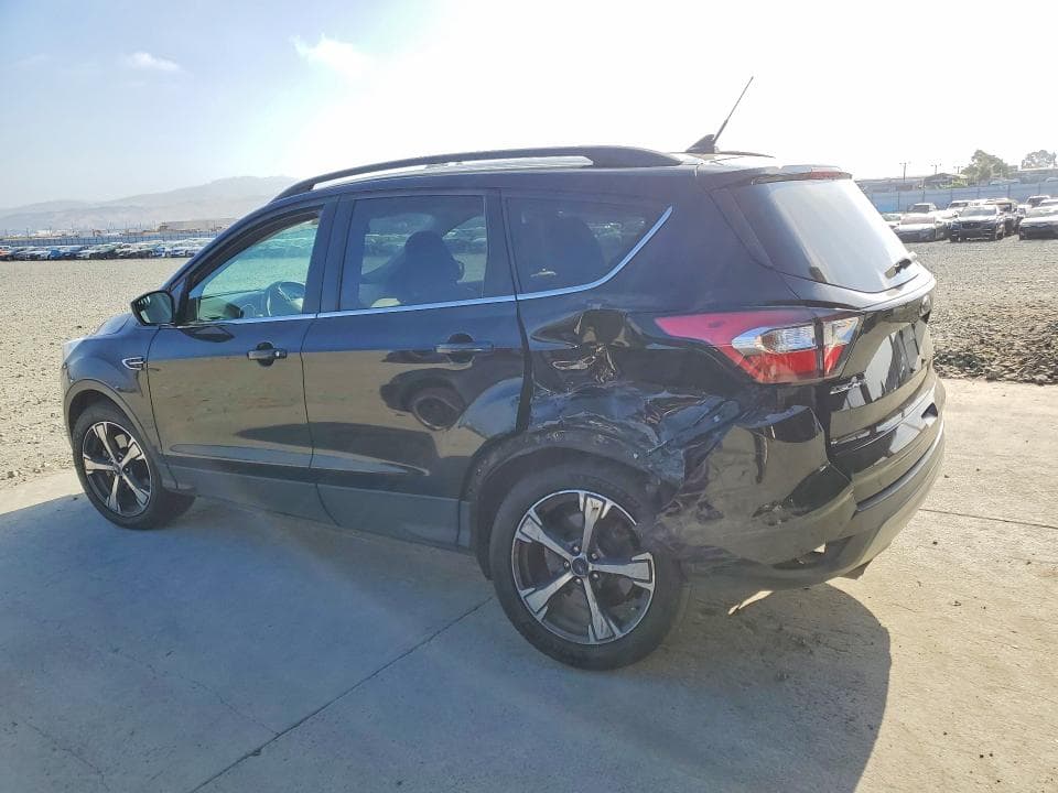 2018 FORD ESCAPE SEL 2