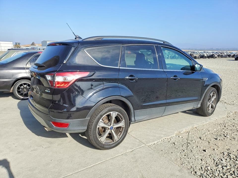 2018 FORD ESCAPE SEL 3