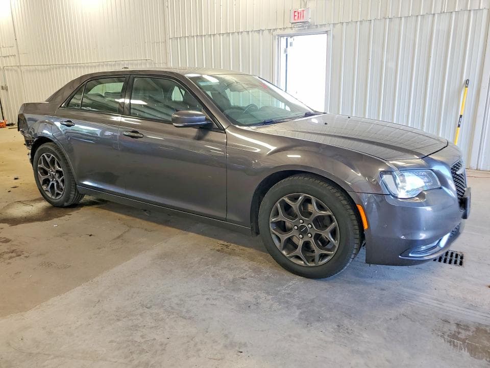 2018 CHRYSLER 300 S 4