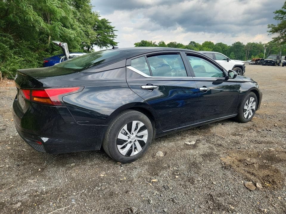 2025 NISSAN ALTIMA S 3