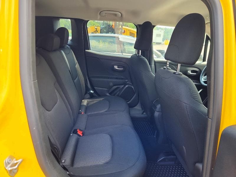 2023 JEEP RENEGADE LATITUDE 11