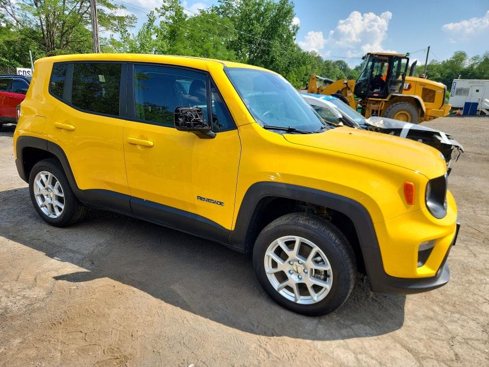 2023 JEEP RENEGADE LATITUDE 4