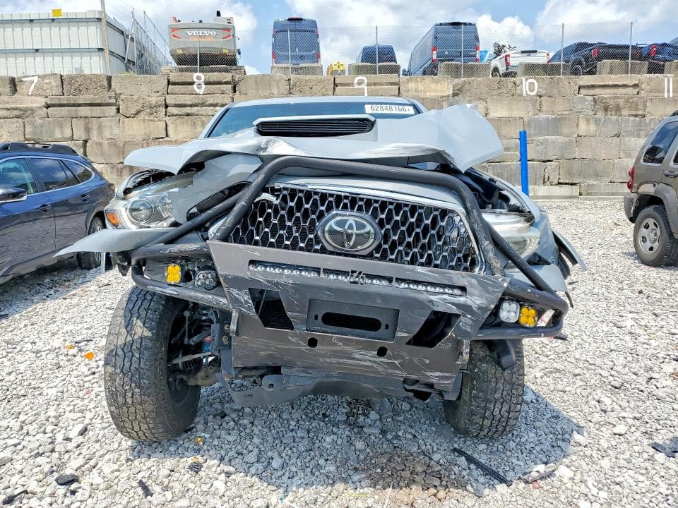 2018 TOYOTA TACOMA TRD SPORT 5