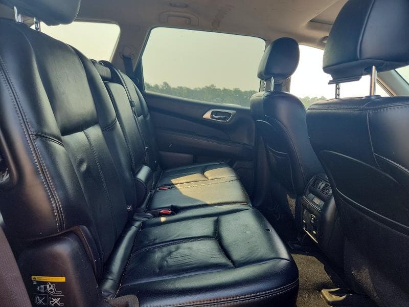 2017 NISSAN PATHFINDER SL 11