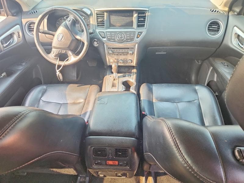 2017 NISSAN PATHFINDER SL 8