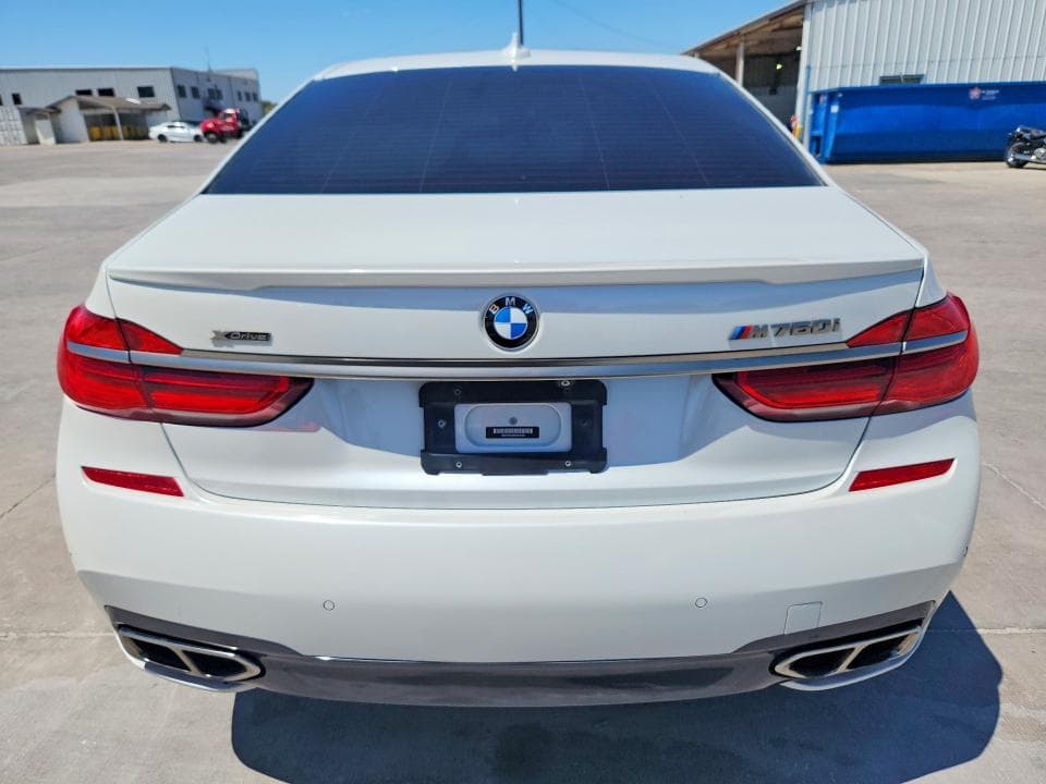 2019 BMW M760 XI XI 6