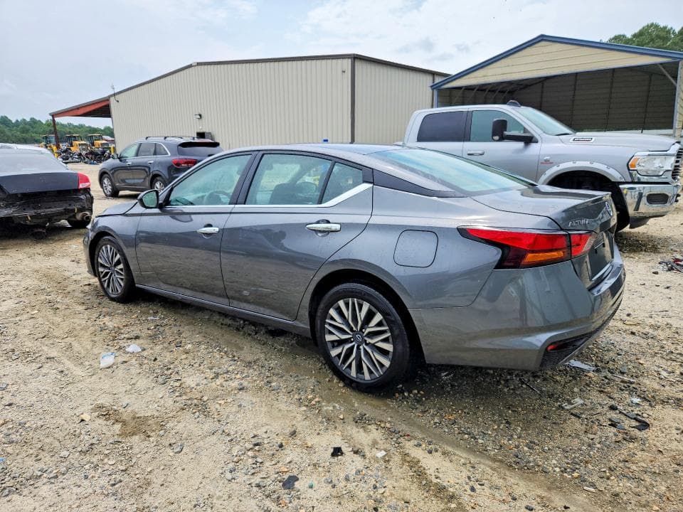 2025 NISSAN ALTIMA SV 2