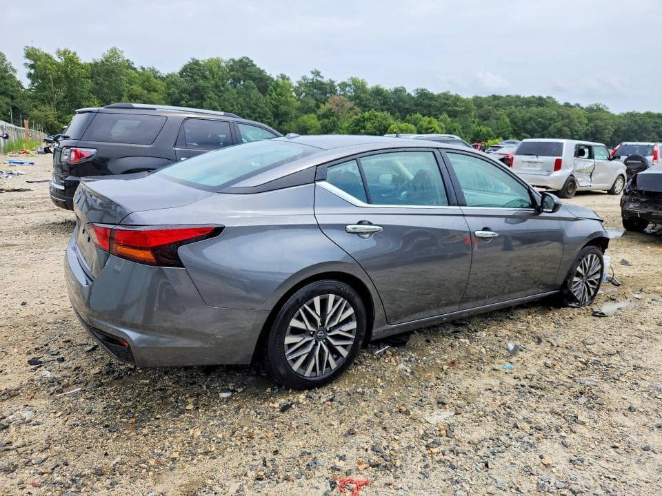 2025 NISSAN ALTIMA SV 3
