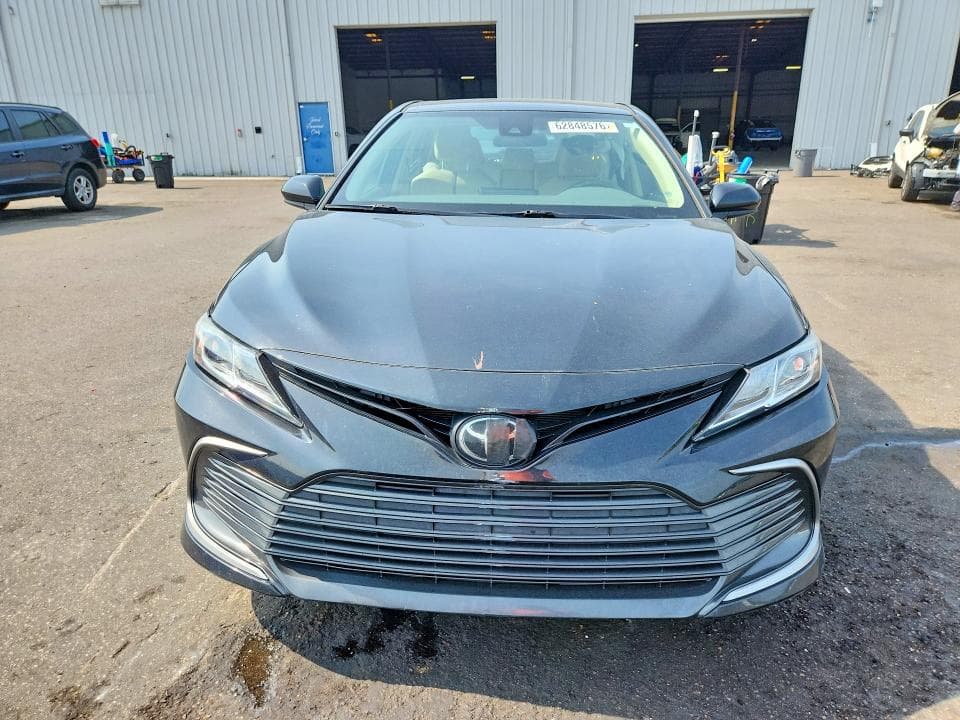2022 TOYOTA CAMRY LE 5