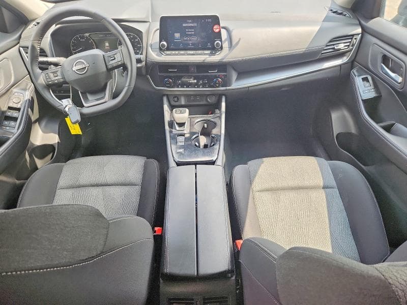 2026 NISSAN ROGUE SV 8
