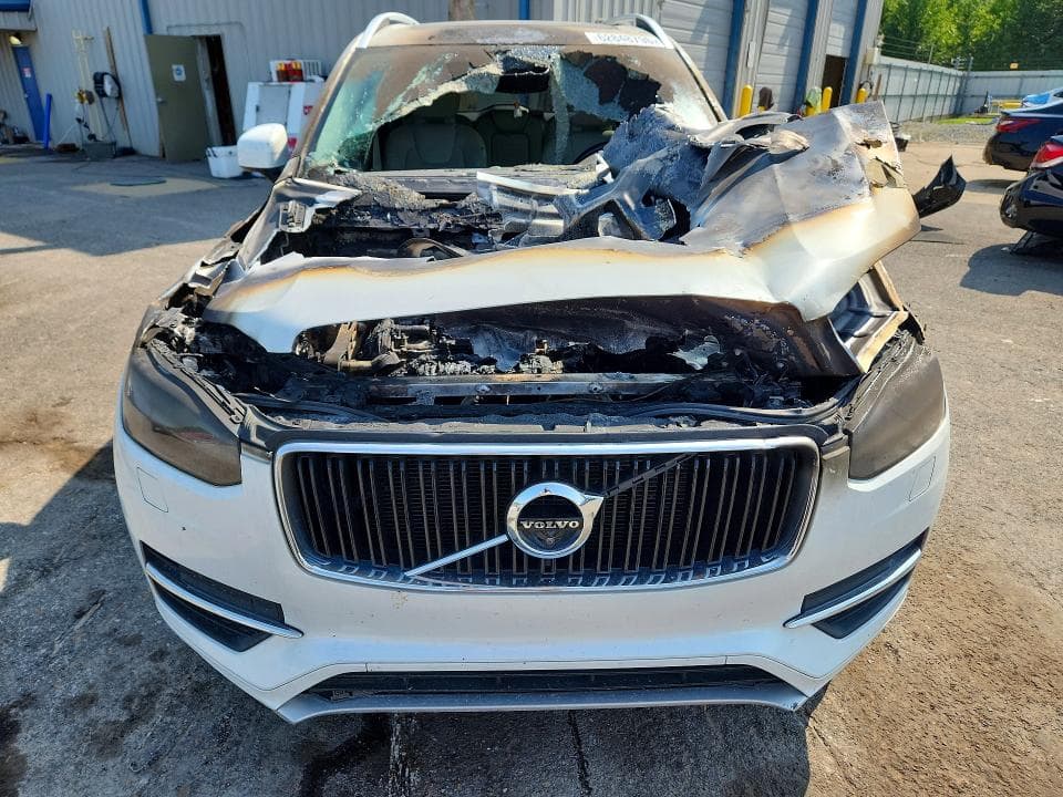 2017 VOLVO XC90 T6 5