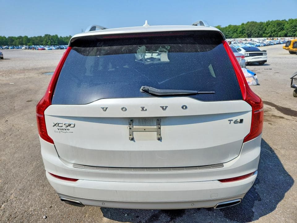 2017 VOLVO XC90 T6 6