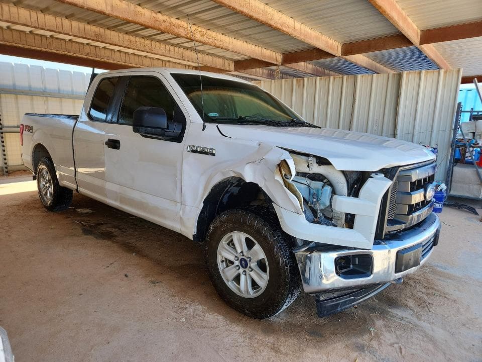 2017 FORD F150 SUPER CAB 4