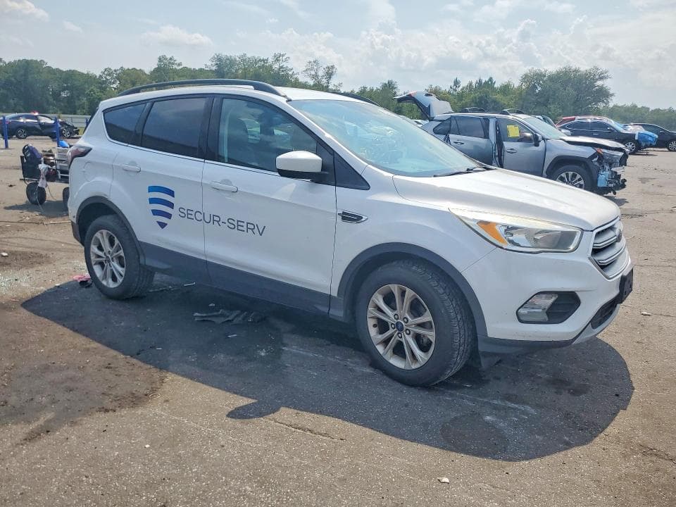 2018 FORD ESCAPE SE 4