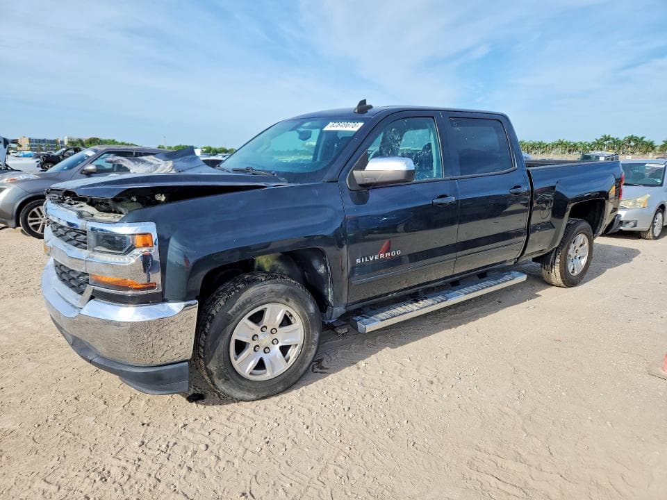 2018 CHEVROLET SILVERADO C1500 LT - 1