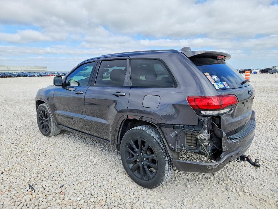 2018 JEEP GRAND CHEROKEE LAREDO 2