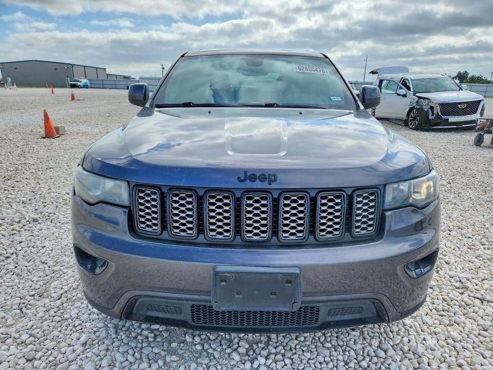 2018 JEEP GRAND CHEROKEE LAREDO 5