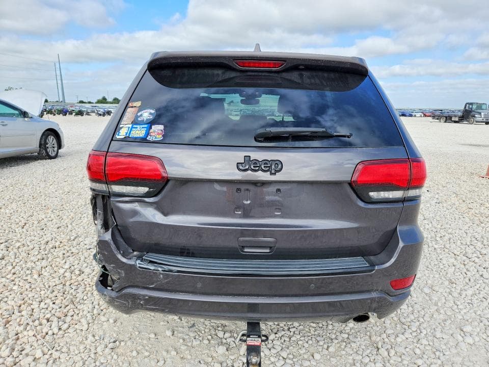 2018 JEEP GRAND CHEROKEE LAREDO 6