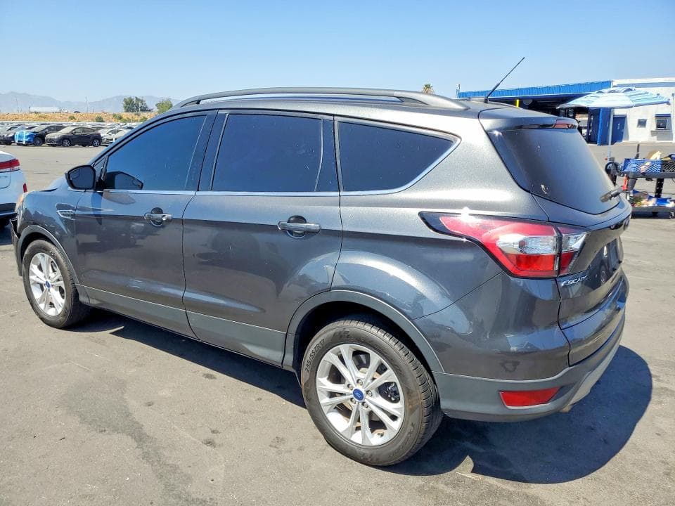 2018 FORD ESCAPE SE 2