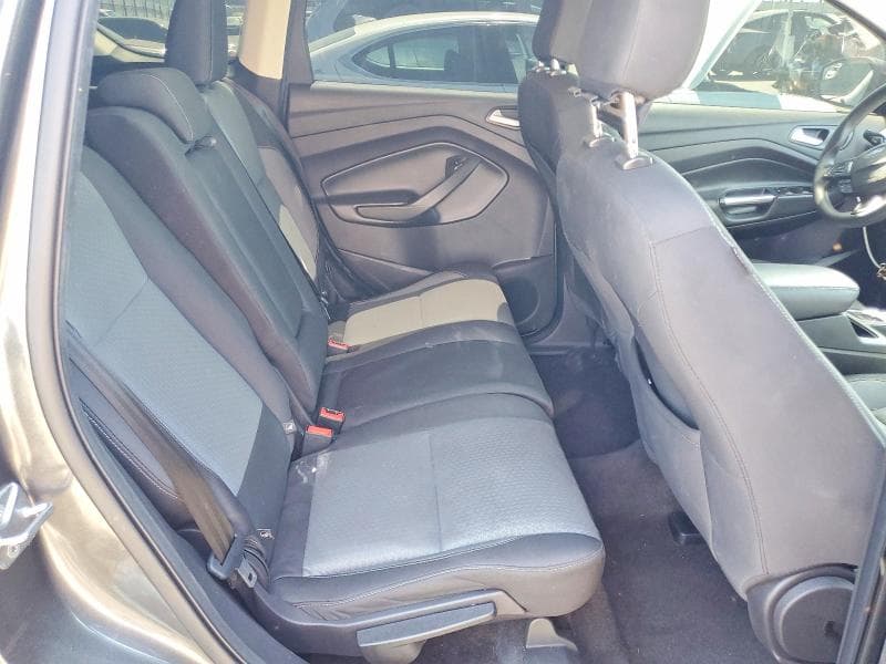 2018 FORD ESCAPE SE 11