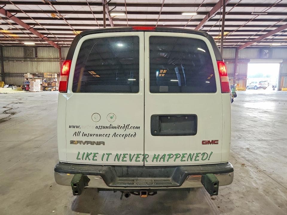 2017 GMC SAVANA G2500 6