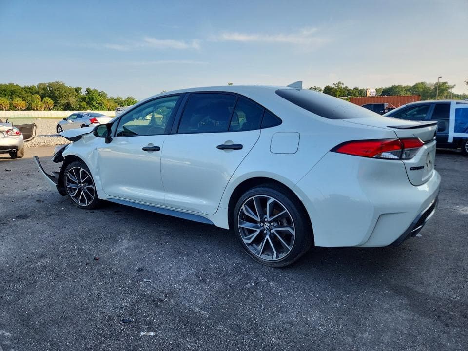2020 TOYOTA COROLLA SE 2