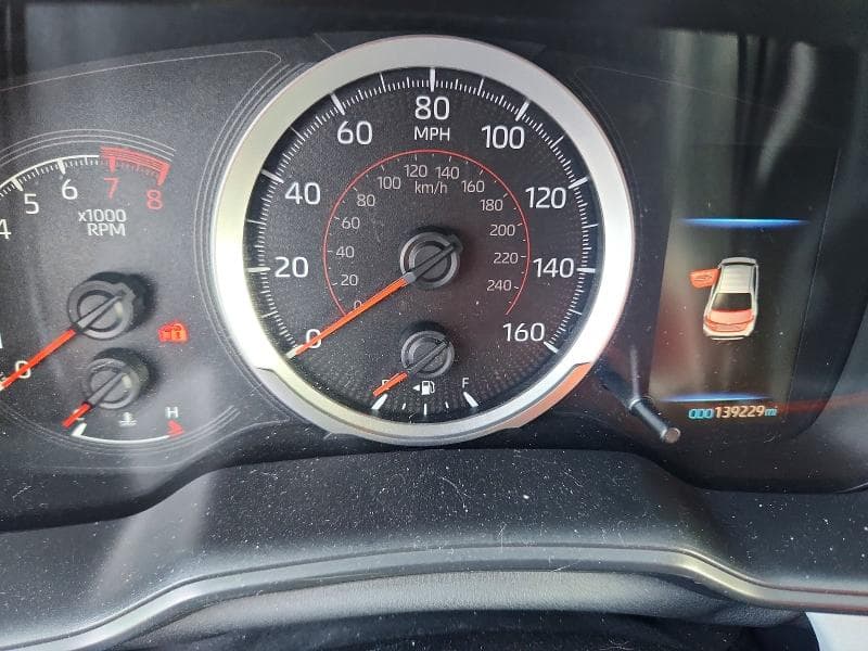 2020 TOYOTA COROLLA SE 9