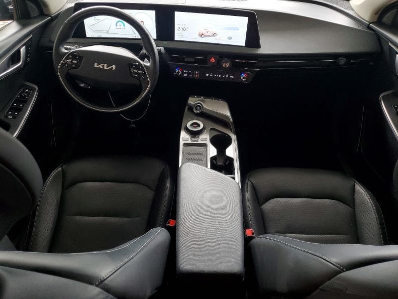 2023 KIA EV6 WIND 8