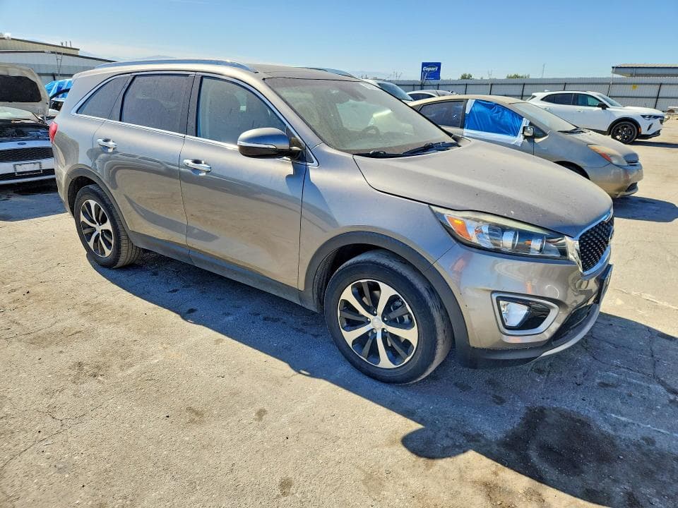 2017 KIA SORENTO EX 4