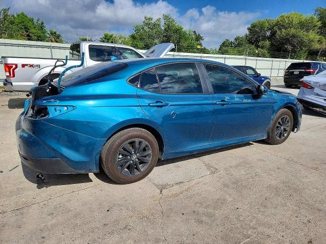2026 TOYOTA CAMRY LE 3