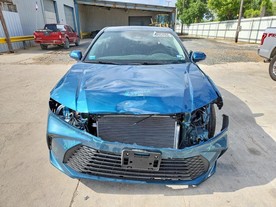2026 TOYOTA CAMRY LE 5
