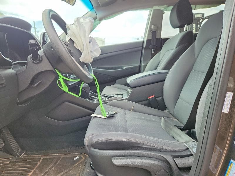 2020 HYUNDAI TUCSON SE 7