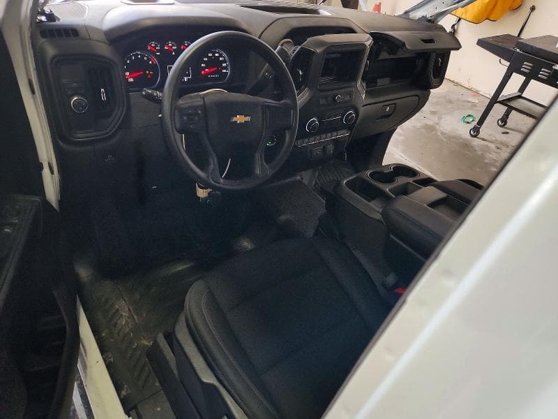 2025 CHEVROLET SILVERADO C1500 8