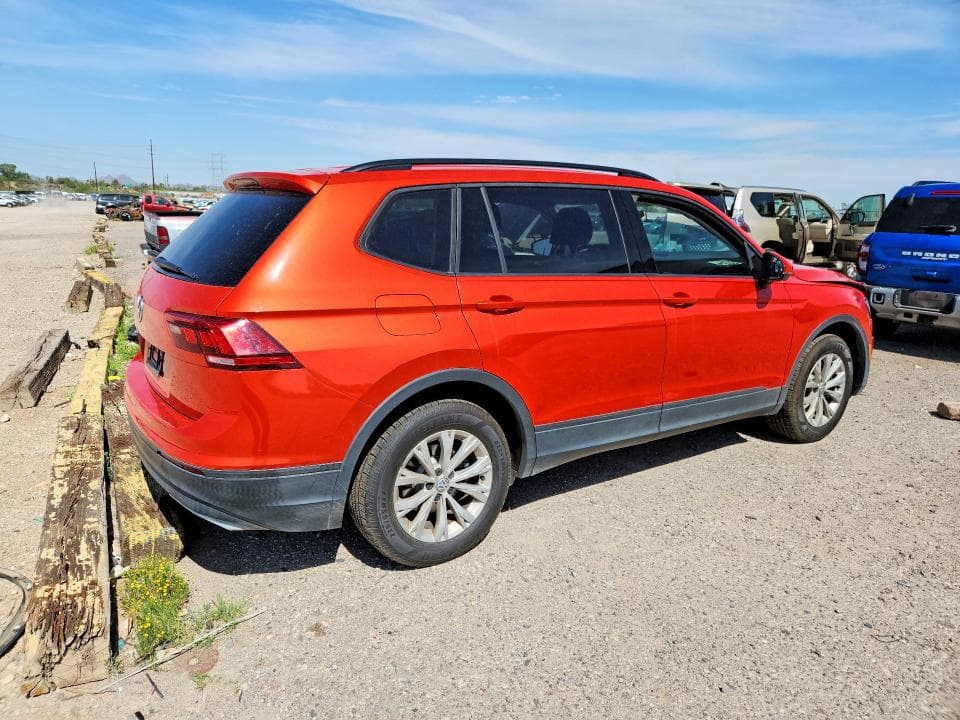 2019 VOLKSWAGEN TIGUAN S 3