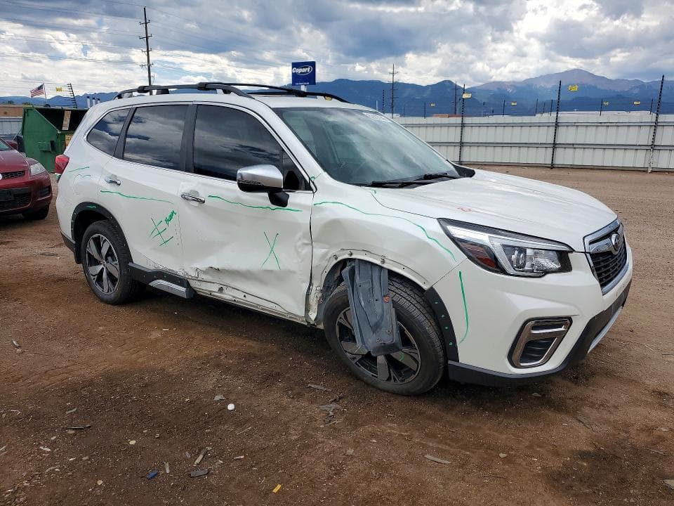 2019 SUBARU FORESTER TOURING 4