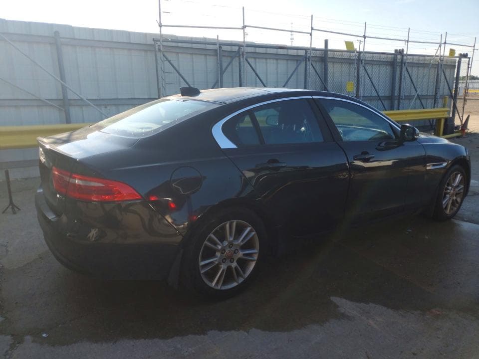 2017 JAGUAR XE PREMIUM 3