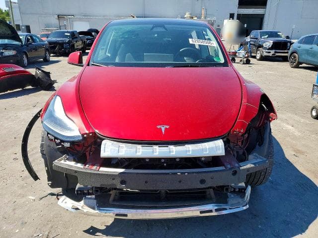 2024 TESLA MODEL Y 5