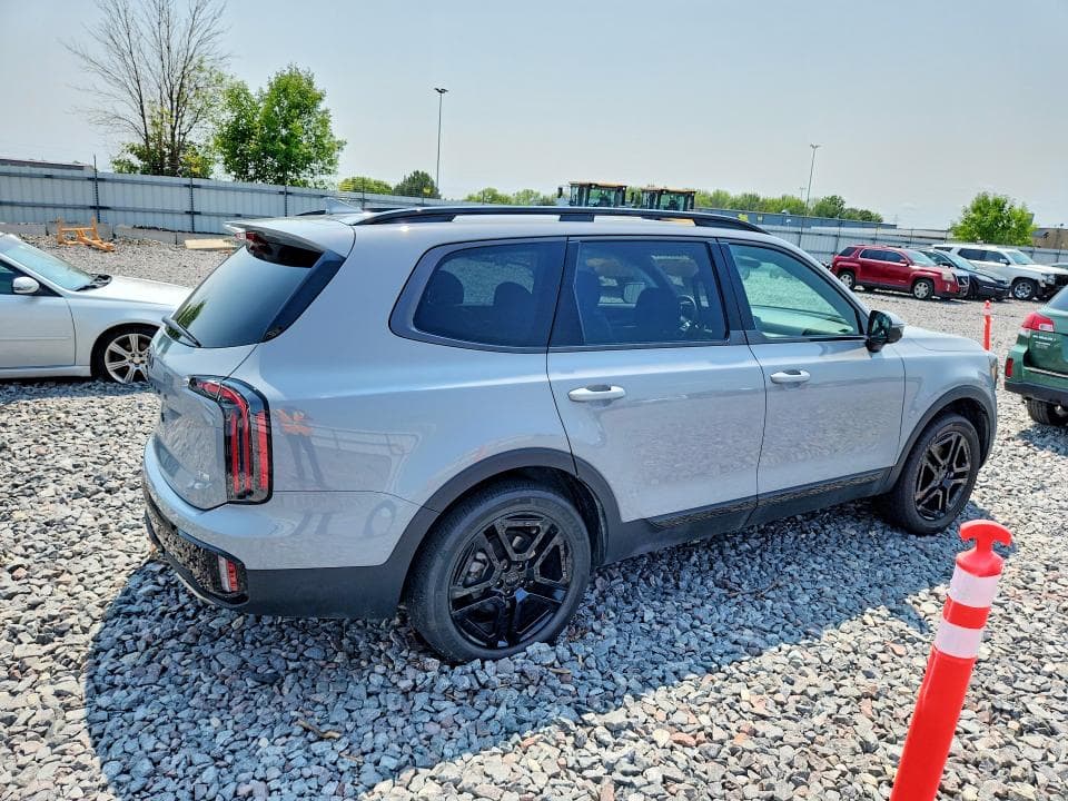 2025 KIA TELLURIDE SX X-LINE 3
