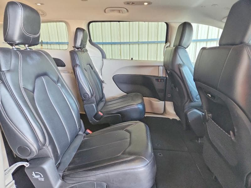 2024 CHRYSLER PACIFICA TOURING L 11
