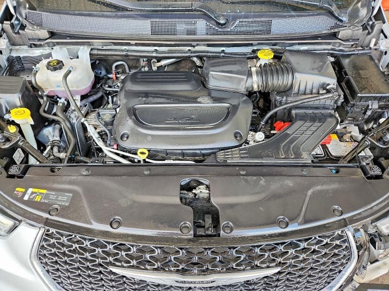 2024 CHRYSLER PACIFICA TOURING L 12