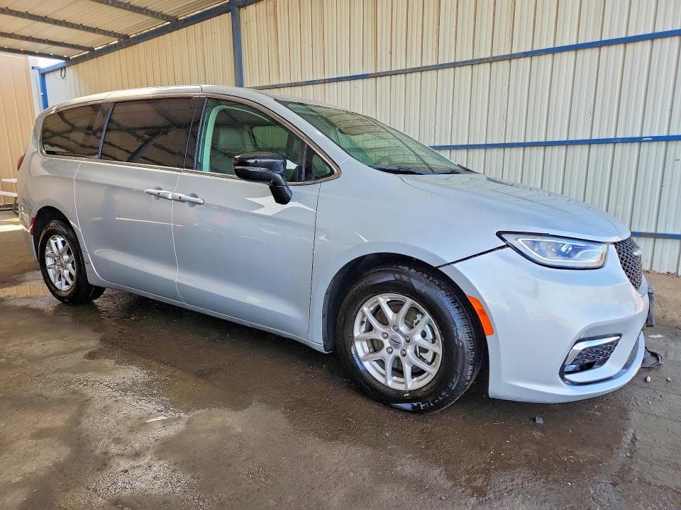 2024 CHRYSLER PACIFICA TOURING L 4