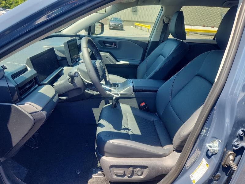 2026 TOYOTA RAV4 XLE PREMIUM 7