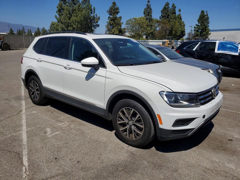2020 VOLKSWAGEN TIGUAN SE 4