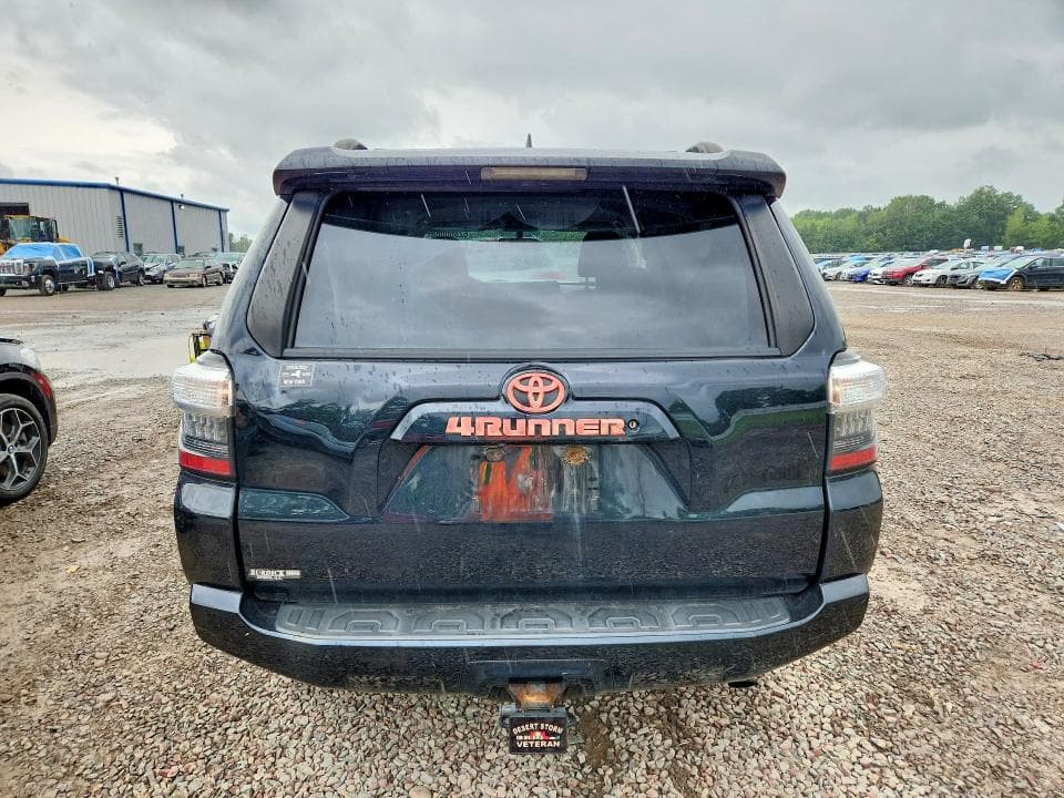 2019 TOYOTA 4RUNNER SR5 6