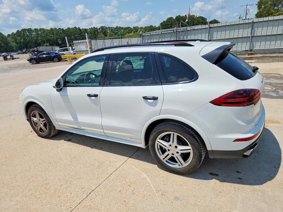 2018 PORSCHE CAYENNE 2